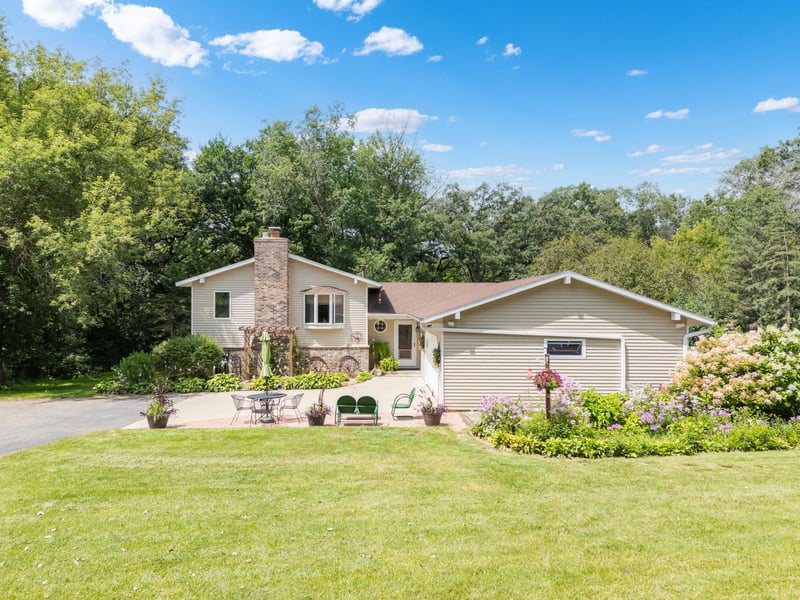 1709 60th Ave SE, Rochester, MN 55904