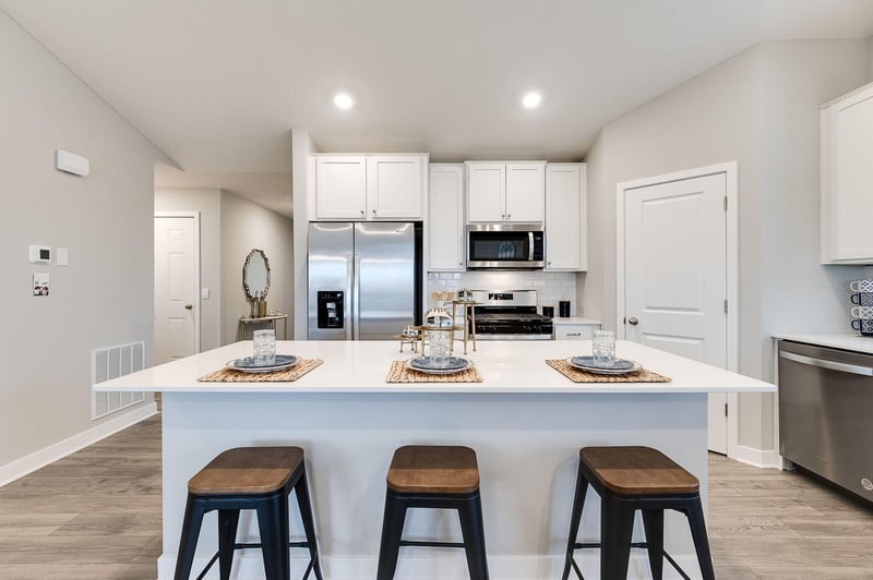 17468 Dulles Ln, Lakeville, MN 55044
