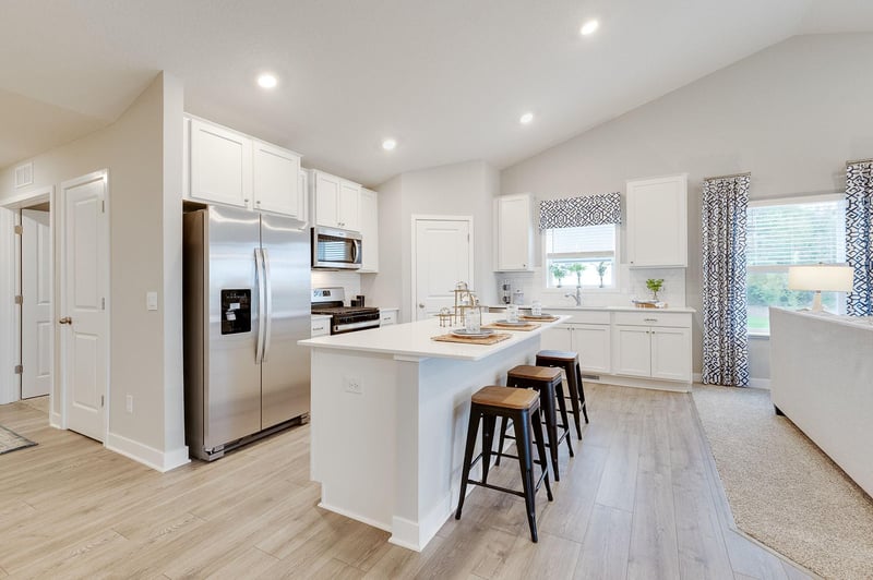 17468 Dulles Ln, Lakeville, MN 55044