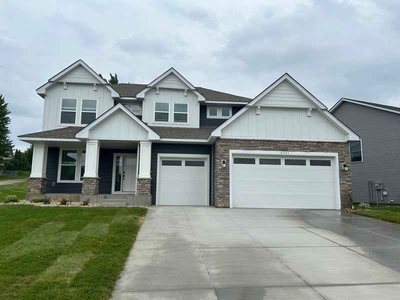 5351 Queens Dr NW, Rochester, MN 55901