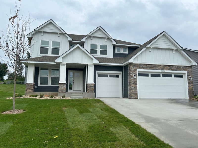 5351 Queens Dr NW, Rochester, MN 55901