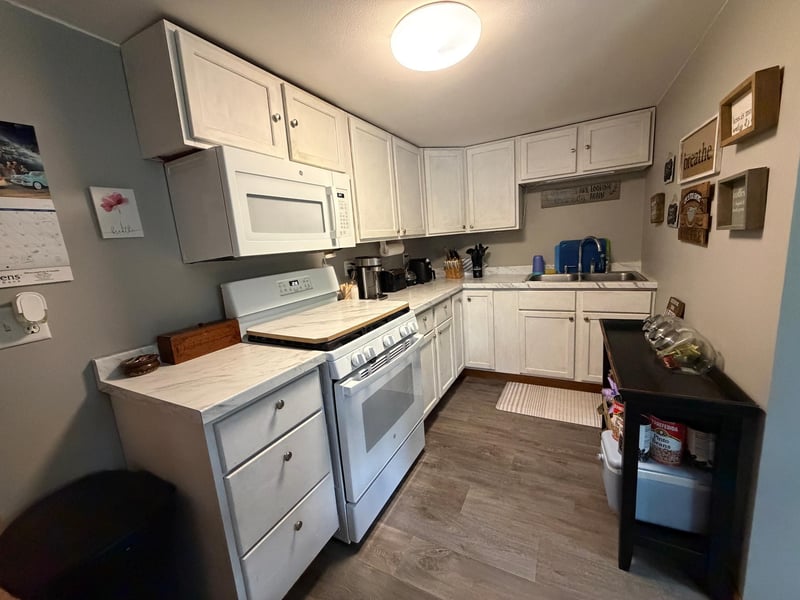 200 5th St SE, Roseau, MN 56751