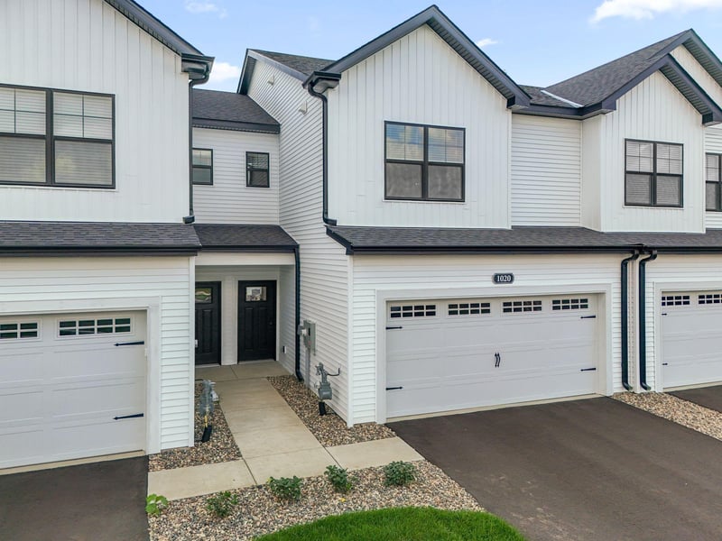 1020 130th Ct E, Rosemount, MN 55068