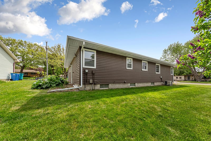 504 Havana Rd, Owatonna, MN 55060