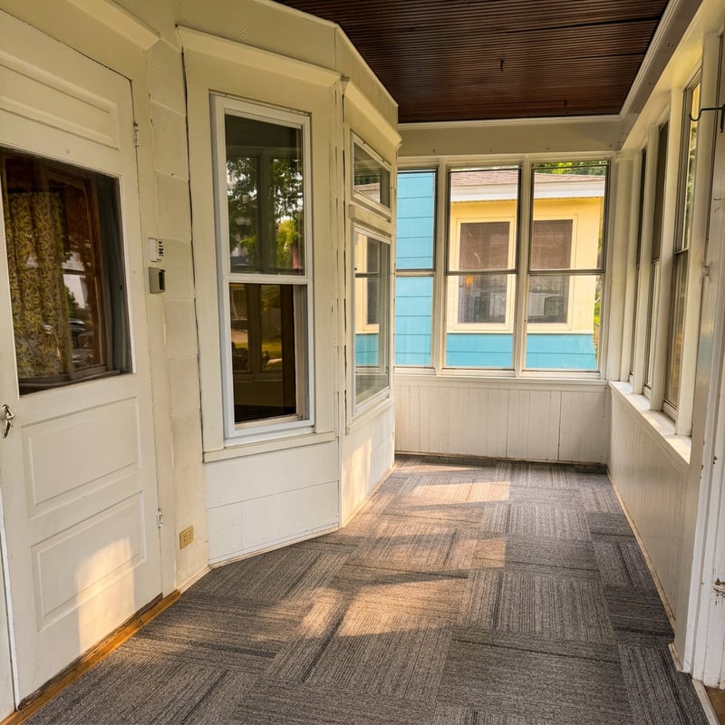 454 Herschel St, Saint Paul, MN 55104