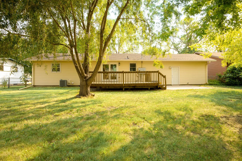 505 Maple Ln S, Moorhead, MN 56560