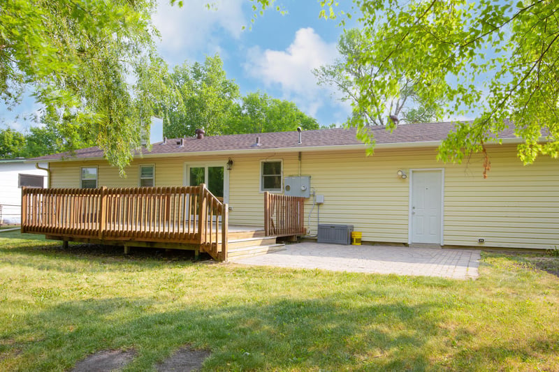 505 Maple Ln S, Moorhead, MN 56560