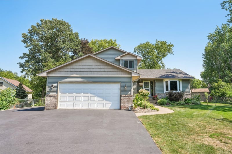 4950 150th Ln NW, Anoka, MN 55303
