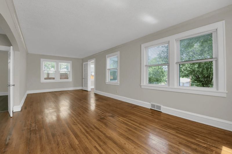237 Cedar Lake Rd N, Minneapolis, MN 55405