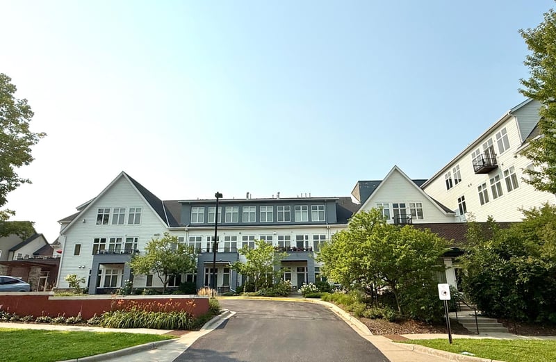 301 7th St W #2402, Northfield, MN 55057
