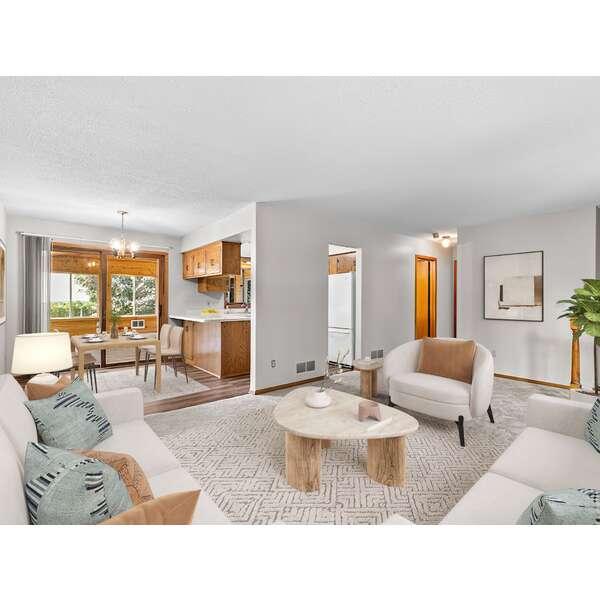 3231 Meadowbrook Ct, Vadnais Heights, MN 55127