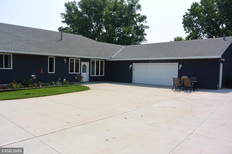 18759 Csah 14, Darwin, MN 55324