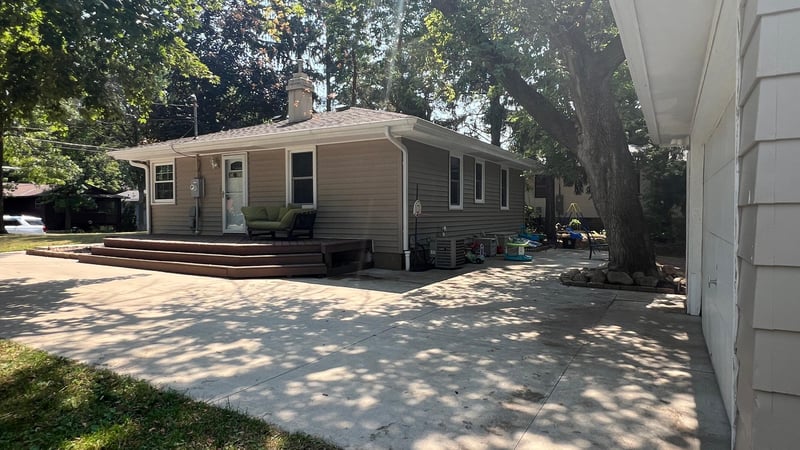 1005 3rd St N, Sauk Rapids, MN 56379