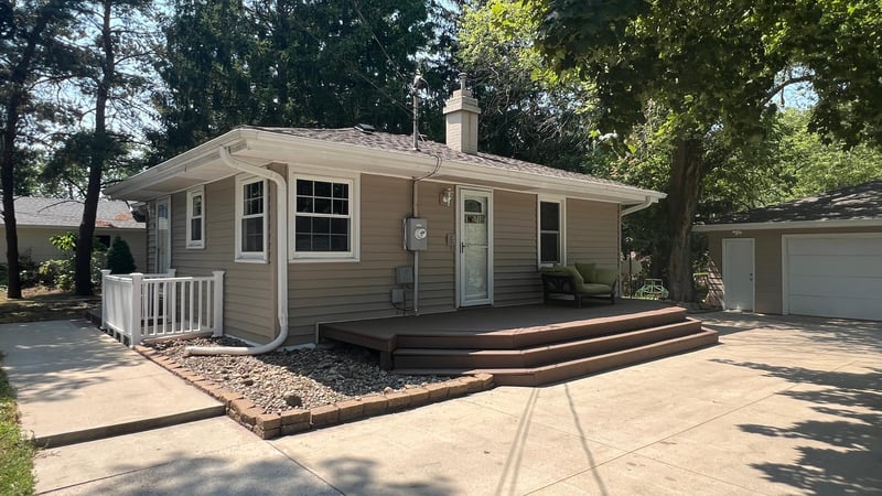 1005 3rd St N, Sauk Rapids, MN 56379