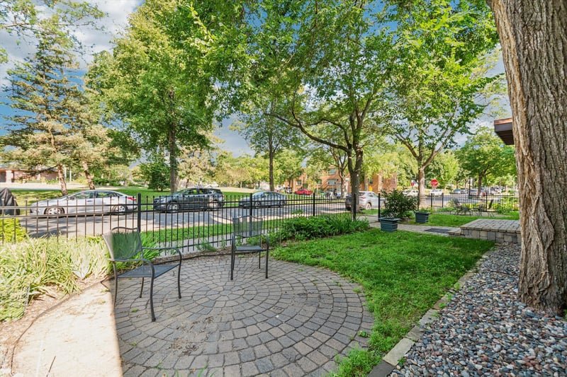 2507 Bryant Ave S #204, Minneapolis, MN 55405