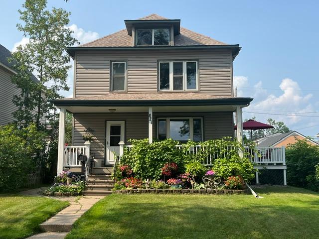 821 10th St N, Virginia, MN 55792