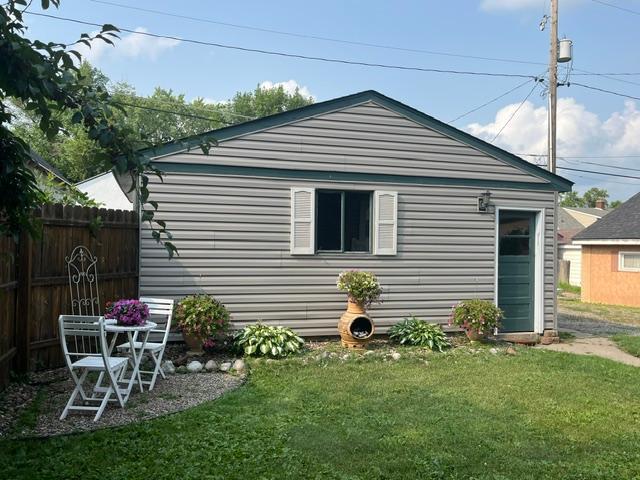 821 10th St N, Virginia, MN 55792