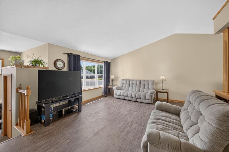 2025 23rd Ln SE, Rochester, MN 55904