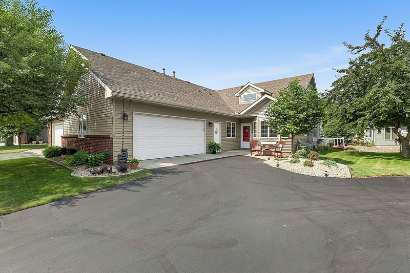 157 Cardinal Ln, Clearwater, MN 55320