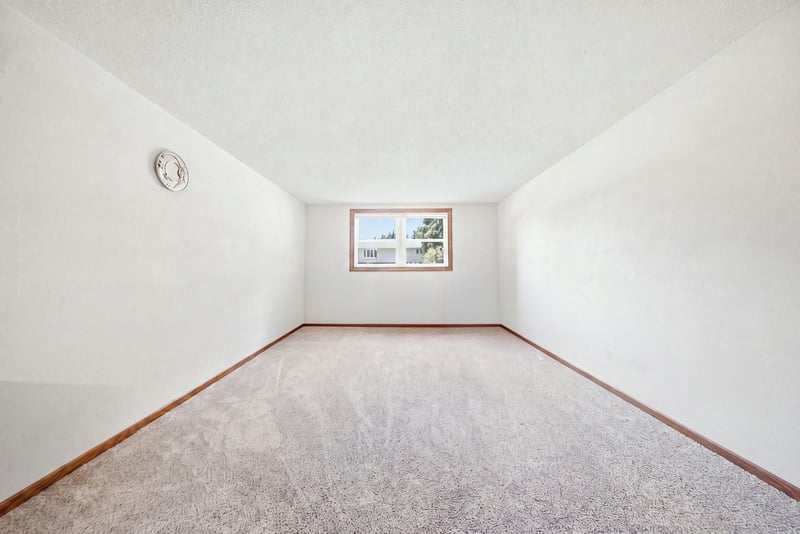 3485 Lester Ave, Hastings, MN 55033