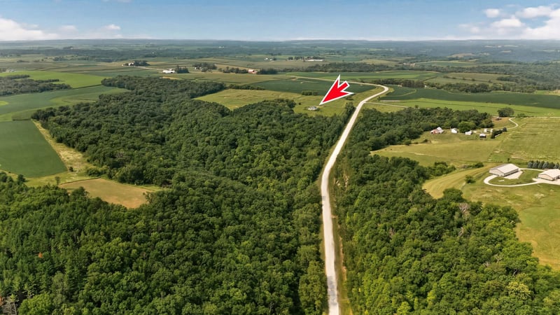 27714 County 25 S, Peterson, MN 55962