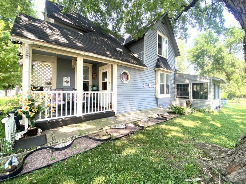 640 11th St, Windom, MN 56101