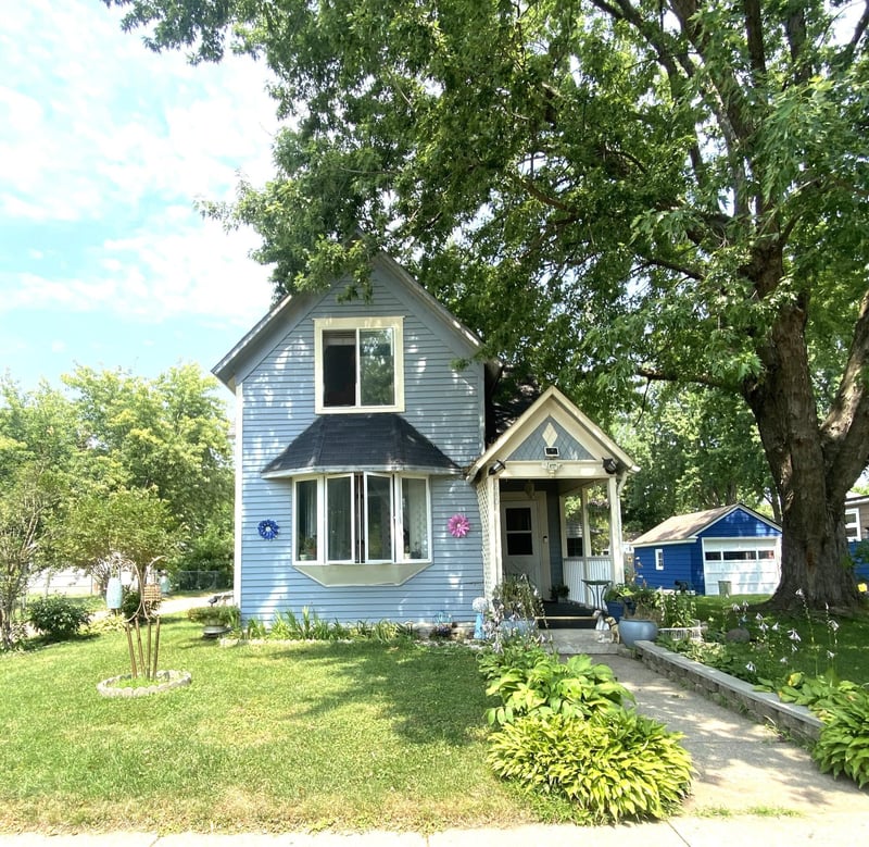 640 11th St, Windom, MN 56101
