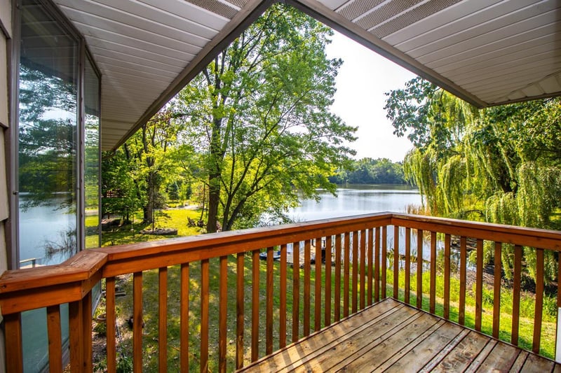 700 Arbogast St, Shoreview, MN 55126