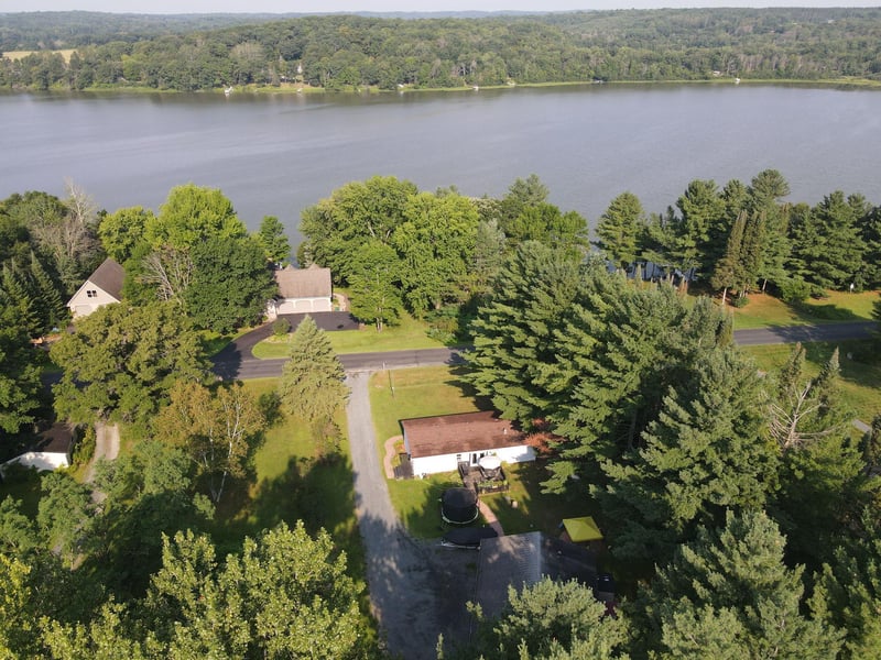 798 Horse Lake Ln, Dresser, WI 54009