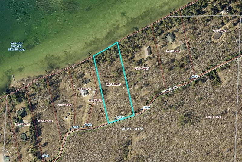 18321 E Ham Lake Dr, Akeley, MN 56433