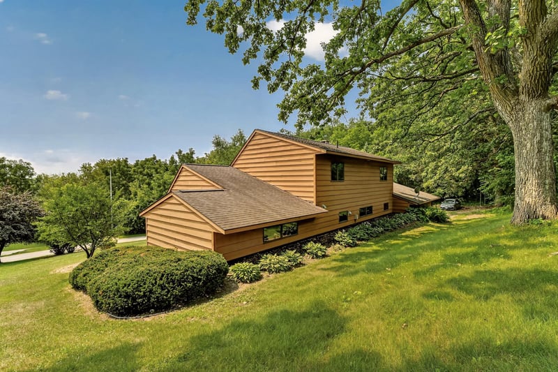 1007 Sunset Rd, Preston, MN 55965