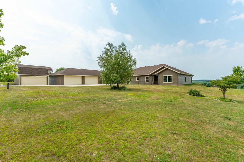 20733 E Dane Prairie Rd, Fergus Falls, MN 56537