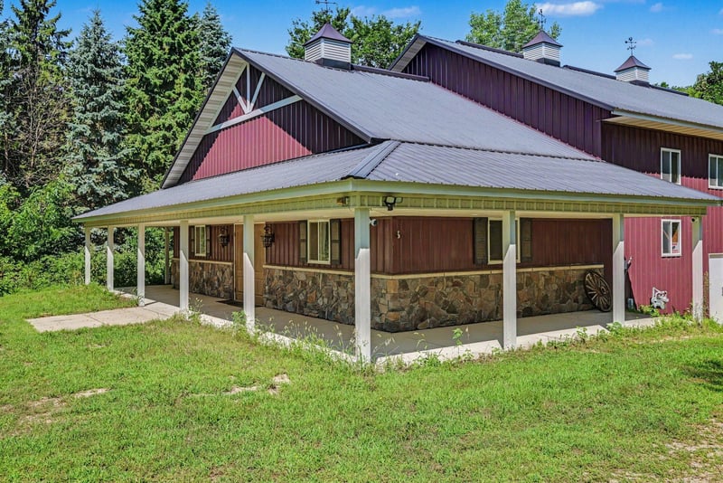 8920 E 250th St, Elko New Market, MN 55020