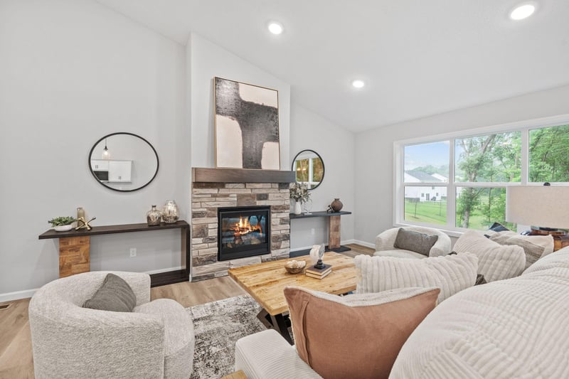 1014 2nd St NW, Delano, MN 55328