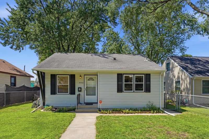 5732 41st Ave S, Minneapolis, MN 55417