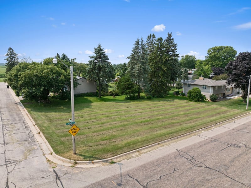 418 Monroe St E, Caledonia, MN 55921