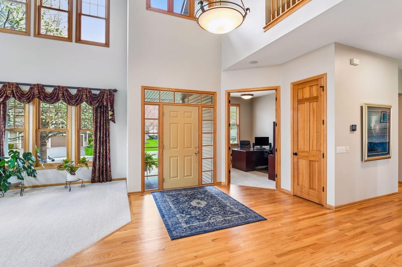 7559 Zanzibar Ln N, Maple Grove, MN 55311