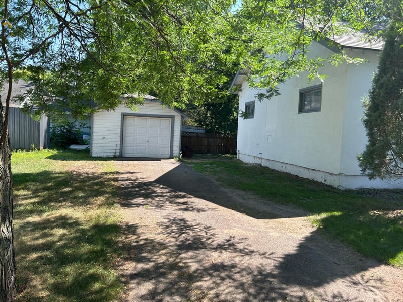 403 S 3rd St, Princeton, MN 55371