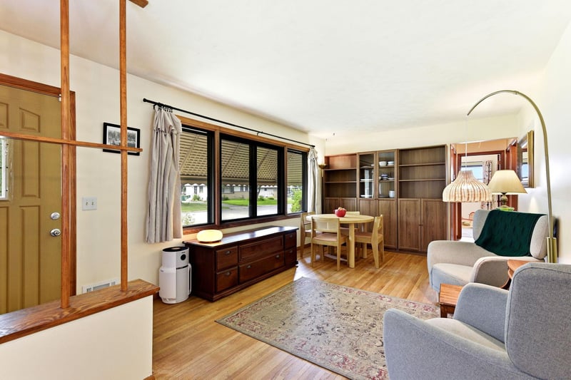 7024 Drew Ave N, Brooklyn Center, MN 55429