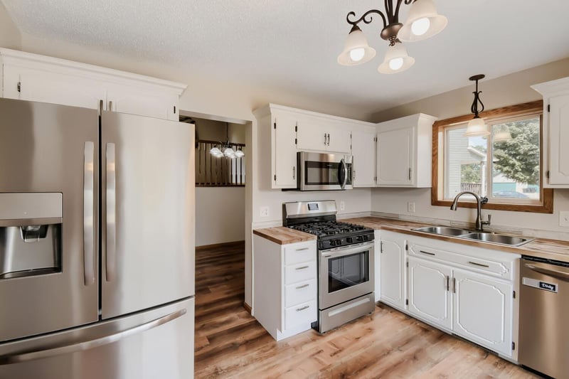 4330 Sterling Dr, Big Lake, MN 55309