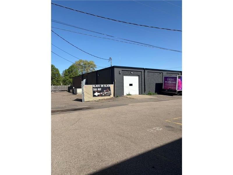 3060 Coon Rapids Blvd NW, Coon Rapids, MN 55433