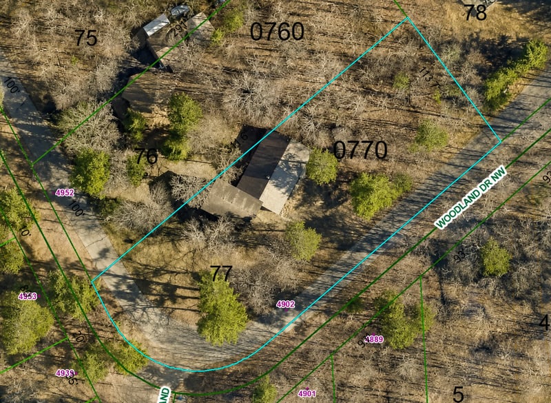 4902 Woodland Dr NW, Hackensack, MN 56452