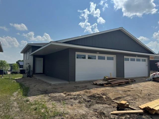 810 Texas Ave NW, Hutchinson, MN 55350