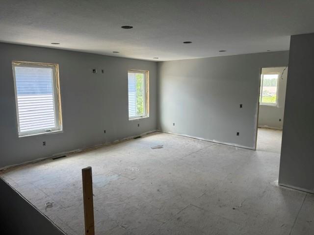 810 Texas Ave NW, Hutchinson, MN 55350