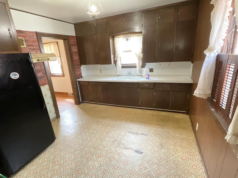 1311 5th St NW, Austin, MN 55912
