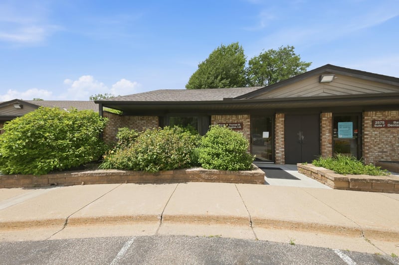 2575 Hamline Ave N #E, Roseville, MN 55113