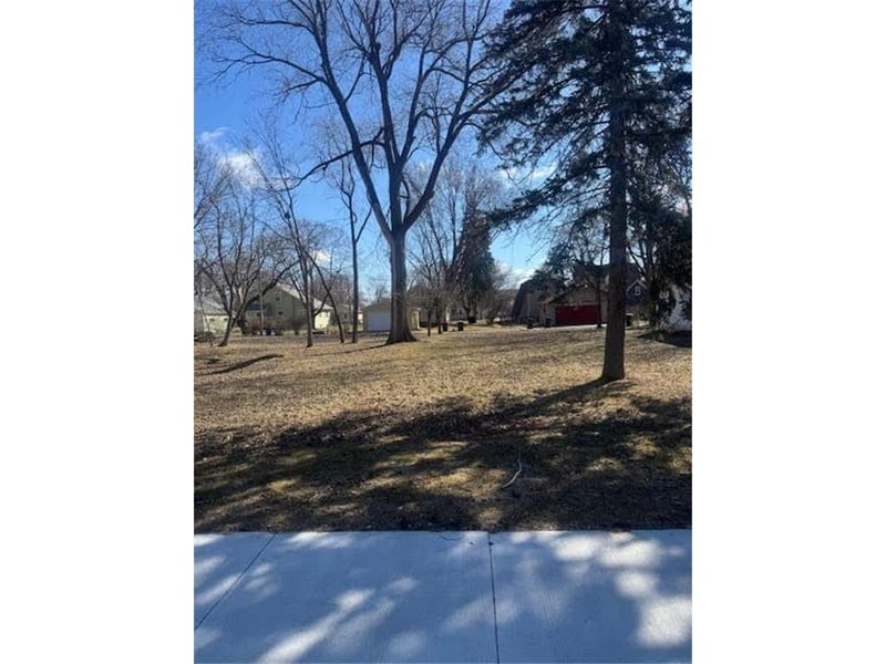 120 8th Ave N, Waite Park, MN 56387
