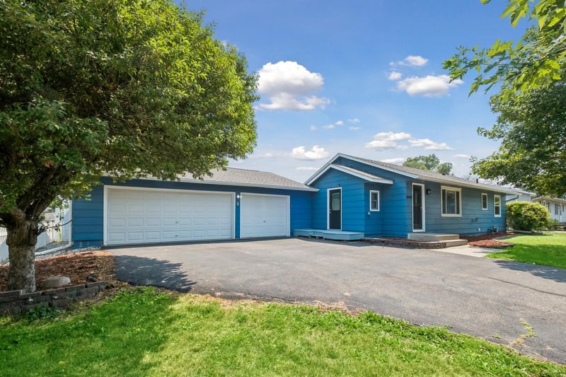 14862 Delft Ave W, Rosemount, MN 55068