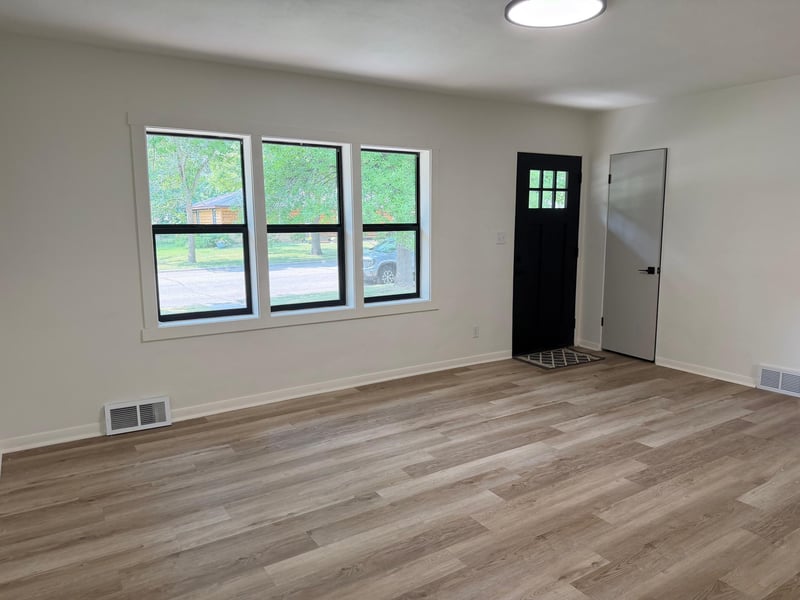 213 7th Ave SE, Elbow Lake, MN 56531