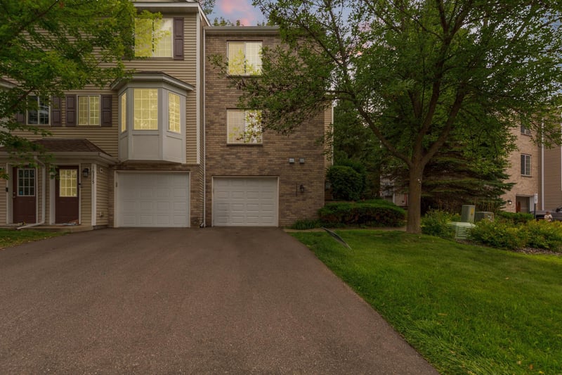 16379 Timber Crest Dr SE, Prior Lake, MN 55372